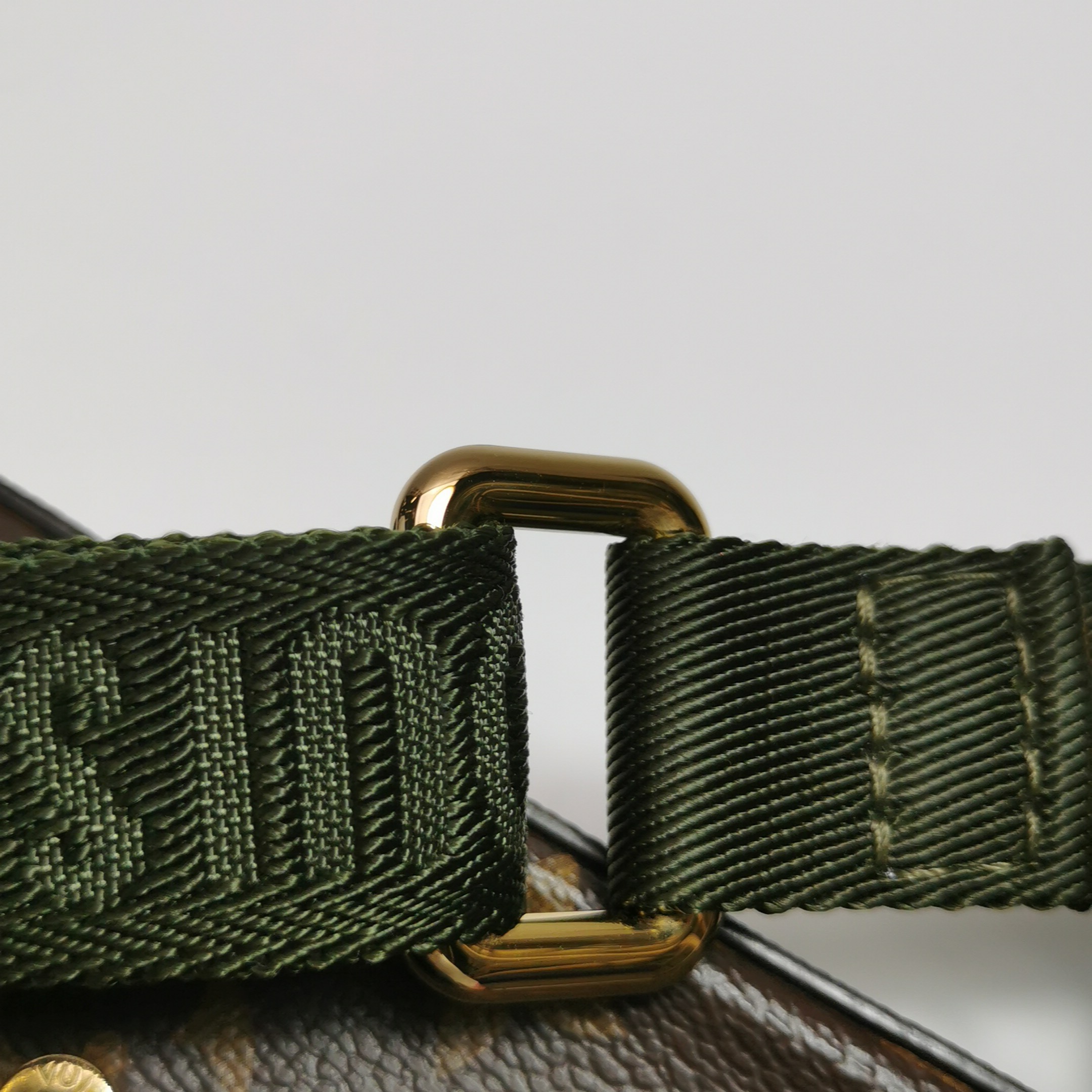 Louis Vuitton(LV) Felicie Strap & Go Handbag Monogram Canvas — photo 19 of 19