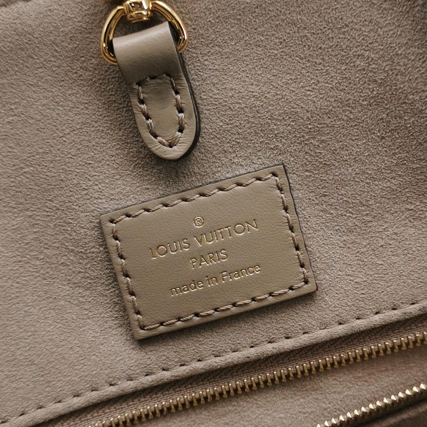 Louis Vuitton(LV) OnTheGo Tote Bicolor Monogram Empreinte Giant MM — photo 8 of 15
