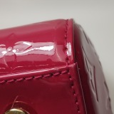 Louis Vuitton(LV) Brea Handbag Monogram Vernis MM — thumbnail 18
