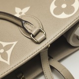 Louis Vuitton(LV) OnTheGo Tote Bicolor Monogram Empreinte Giant MM — thumbnail 9