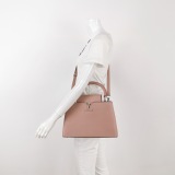 Louis Vuitton(LV) Capucines Bag Leather MM — thumbnail 2