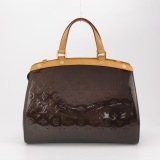 Louis Vuitton(LV) Brea Handbag Monogram Vernis MM — thumbnail 5