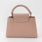 Louis Vuitton(LV) Capucines Bag Leather MM — thumbnail 5