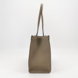 Louis Vuitton(LV) OnTheGo Tote Bicolor Monogram Empreinte Giant MM — thumbnail 4