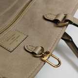 Louis Vuitton(LV) OnTheGo Tote Bicolor Monogram Empreinte Giant MM — thumbnail 10