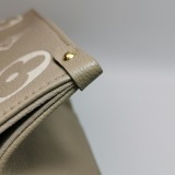 Louis Vuitton(LV) OnTheGo Tote Bicolor Monogram Empreinte Giant MM — thumbnail 12