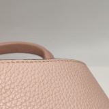 Louis Vuitton(LV) Capucines Bag Leather MM — thumbnail 14