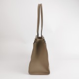 Louis Vuitton(LV) OnTheGo Tote Bicolor Monogram Empreinte Giant MM — thumbnail 5
