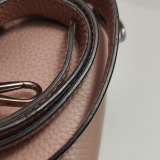Louis Vuitton(LV) Capucines Bag Leather MM — thumbnail 20