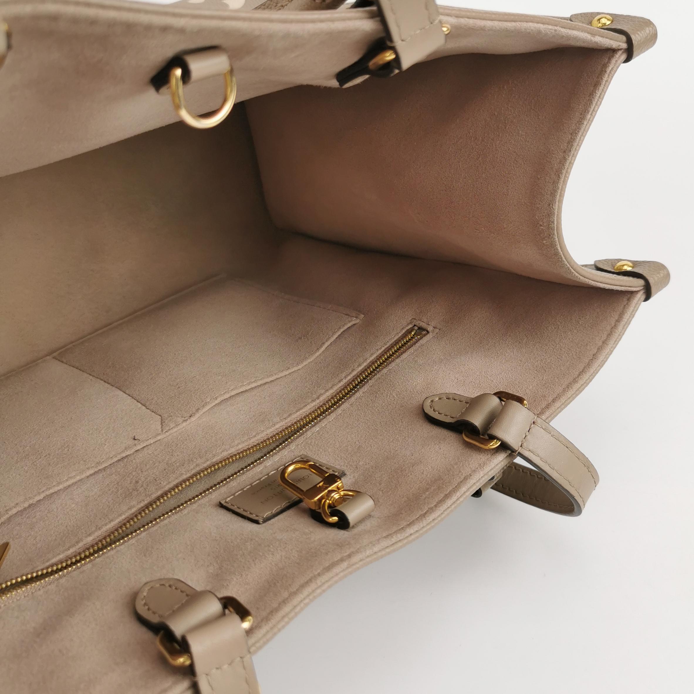 Louis Vuitton(LV) OnTheGo Tote Bicolor Monogram Empreinte Giant MM — photo 7 of 13