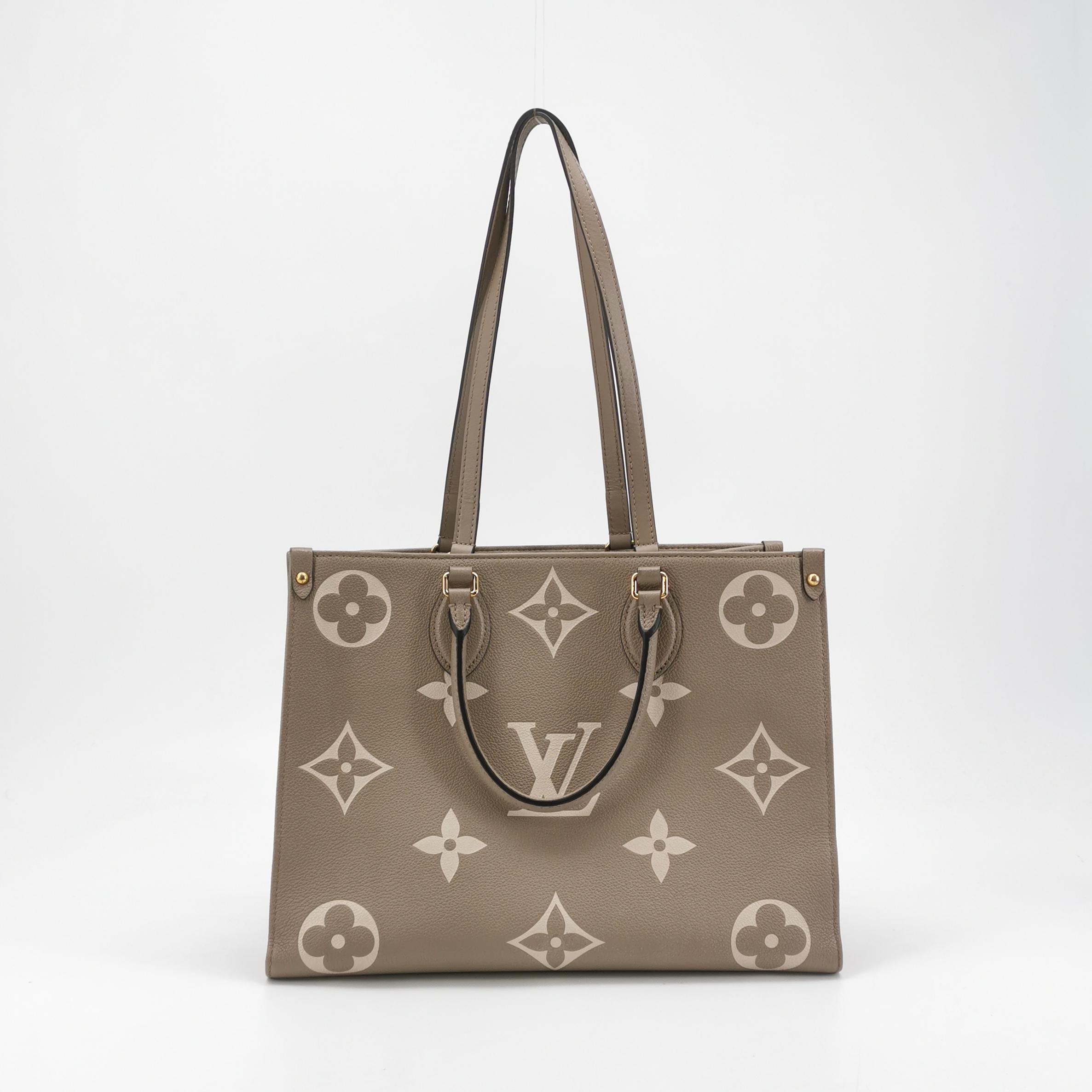 Louis Vuitton(LV) OnTheGo Tote Bicolor Monogram Empreinte Giant MM — photo 3 of 16