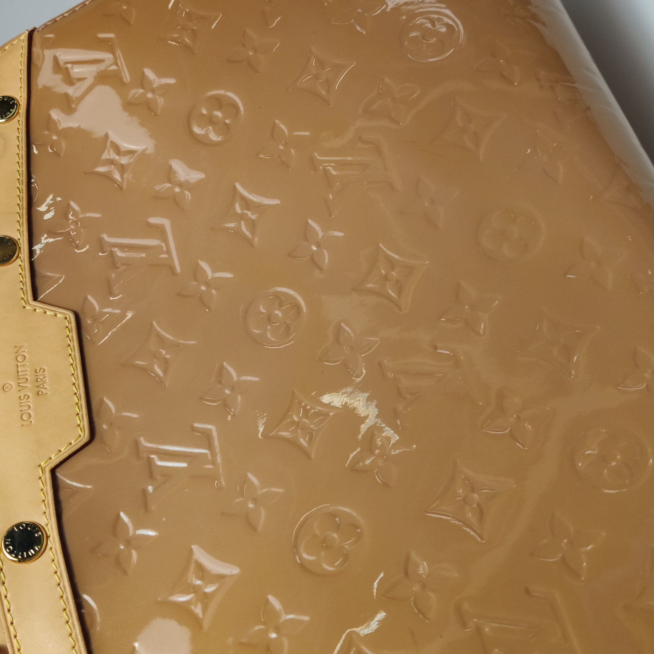 Louis Vuitton(LV) Brea Handbag Monogram Vernis MM — photo 15 of 26