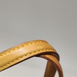 Louis Vuitton(LV) Brea Handbag Monogram Vernis MM — thumbnail 21