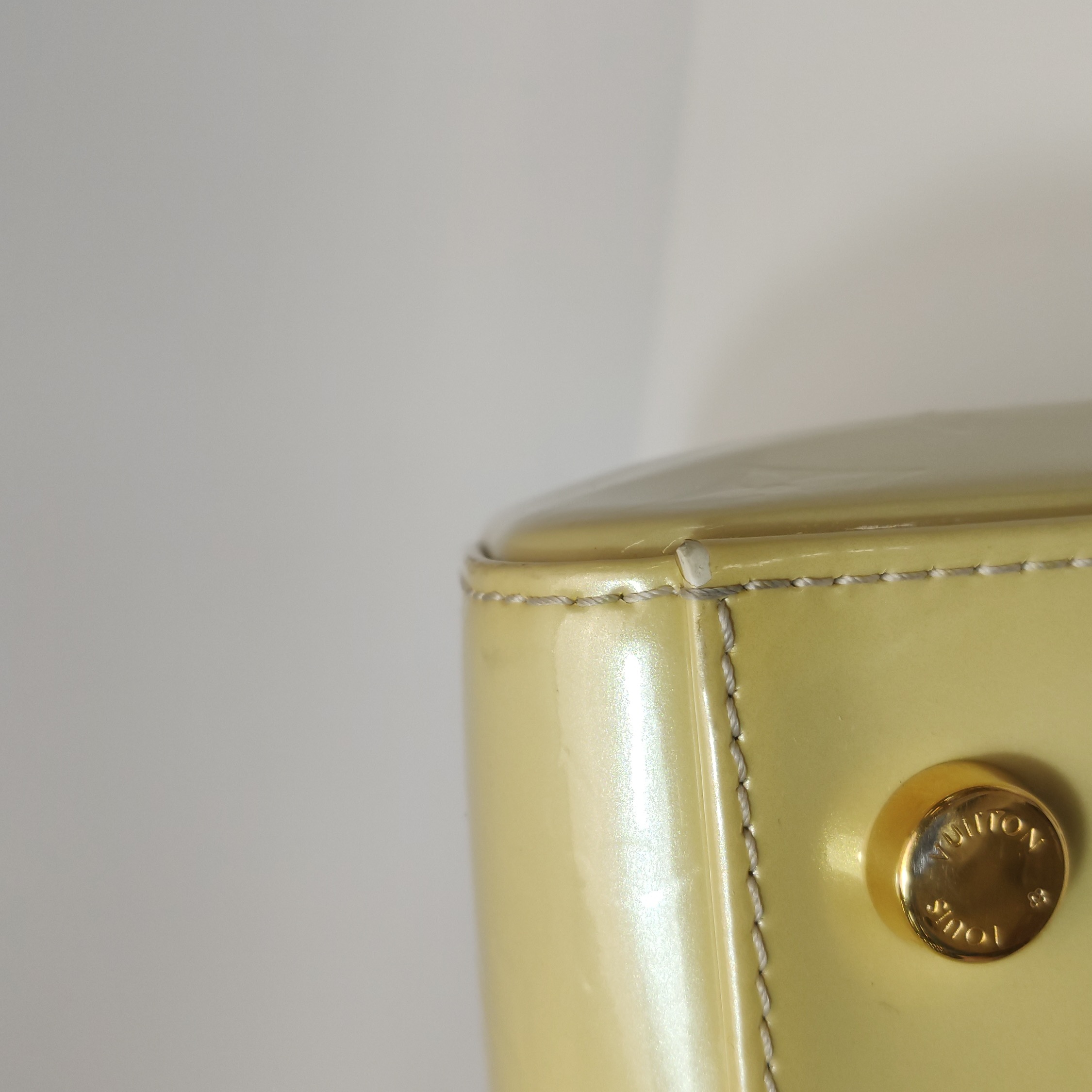 Louis Vuitton(LV) Brea Handbag Monogram Vernis MM — photo 16 of 21