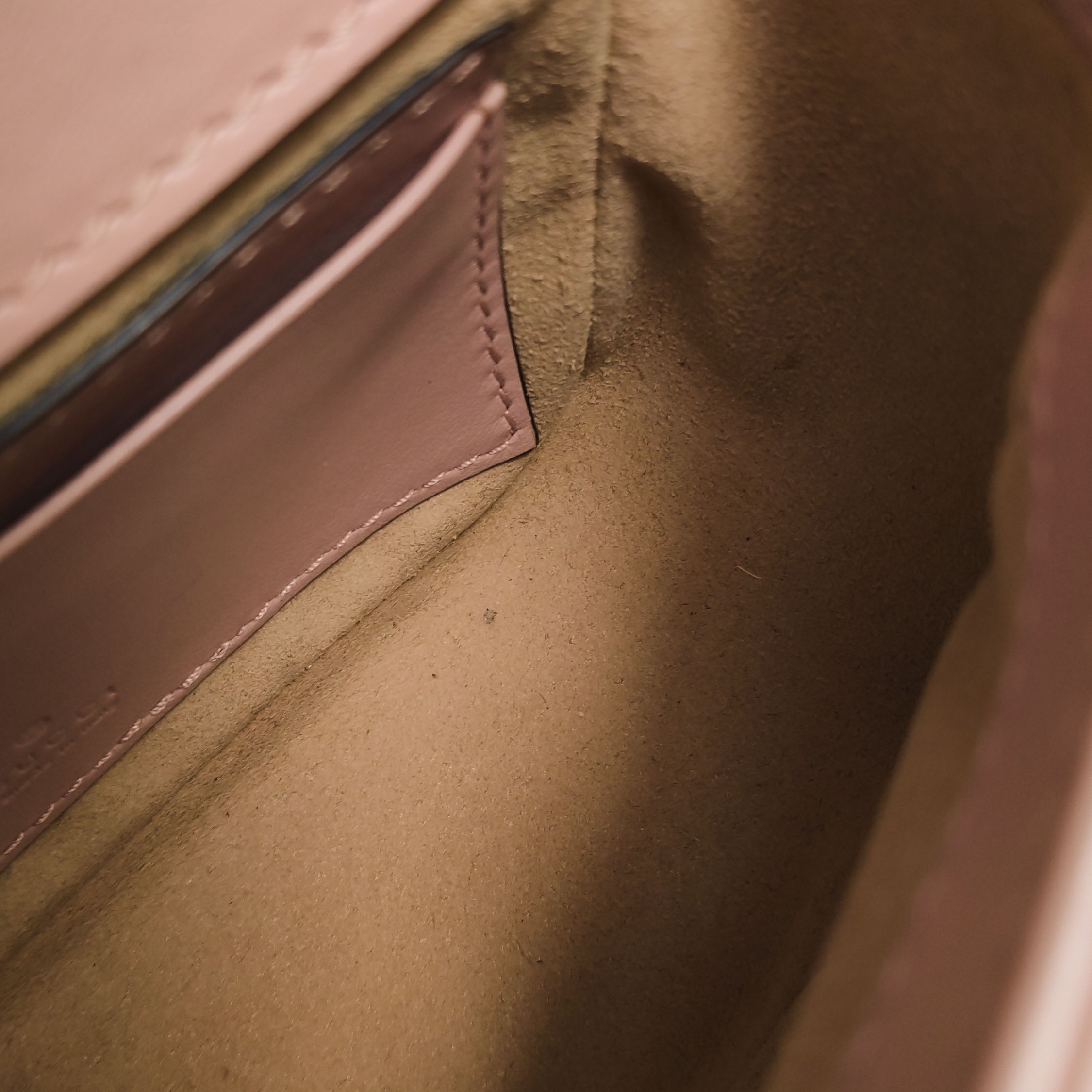 Gucci GG Marmont Flap Belt Bag Matelasse Leather Mini — photo 9 of 11