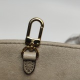 Louis Vuitton(LV) OnTheGo Tote Bicolor Monogram Empreinte Giant BB — thumbnail 12
