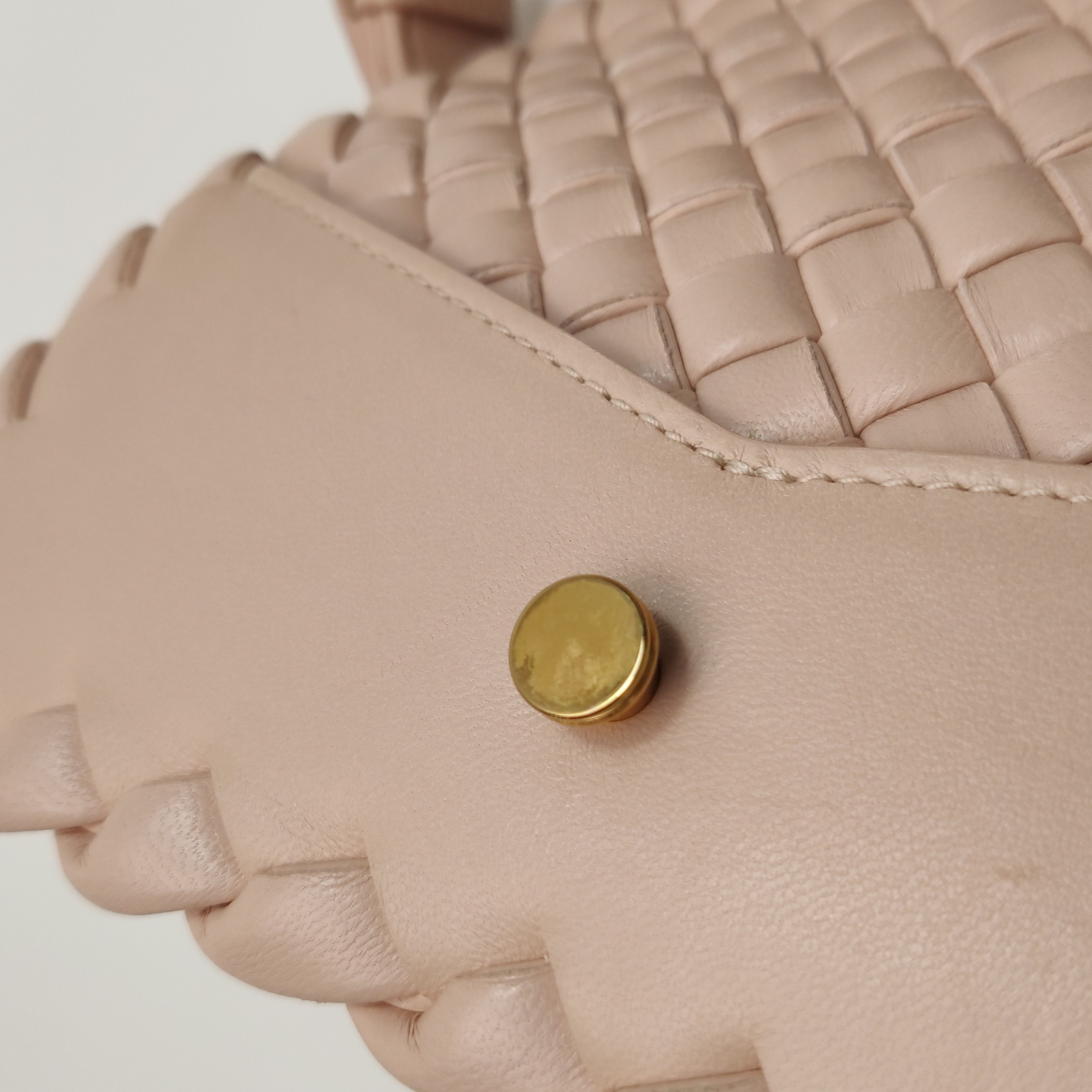 Bottega Veneta Cobble Flap Shoulder Bag Padded Intrecciato Leather Mini — photo 10 of 21