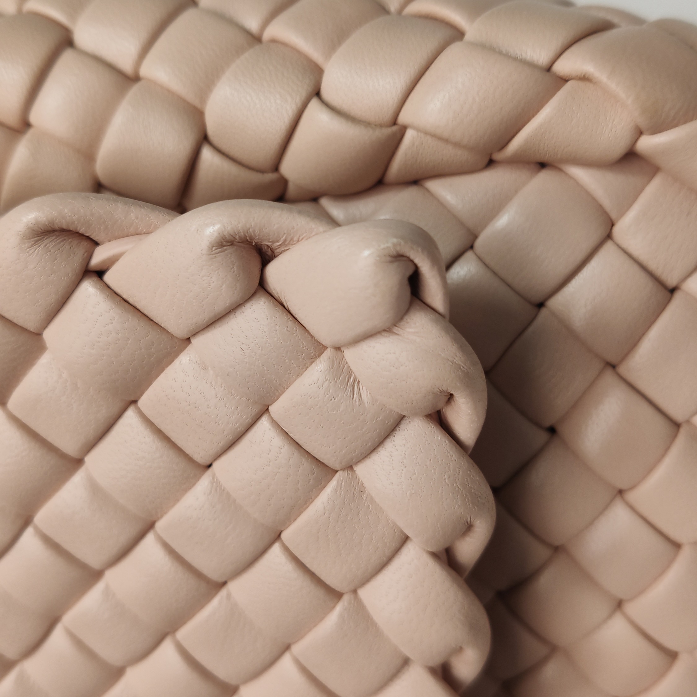 Bottega Veneta Cobble Flap Shoulder Bag Padded Intrecciato Leather Mini — photo 17 of 21