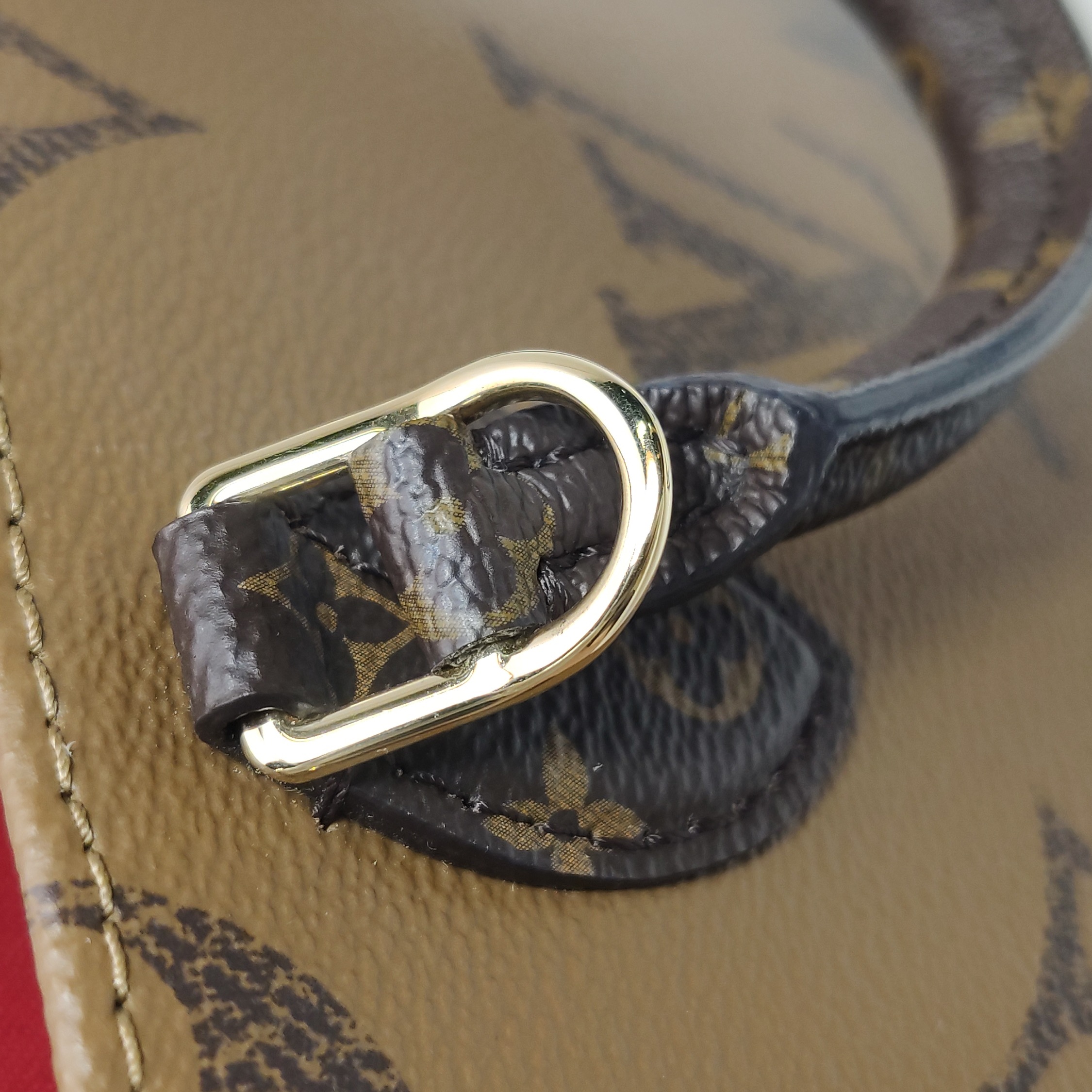 Louis Vuitton(LV) OnTheGo Tote Reverse Monogram Giant BB — photo 12 of 15