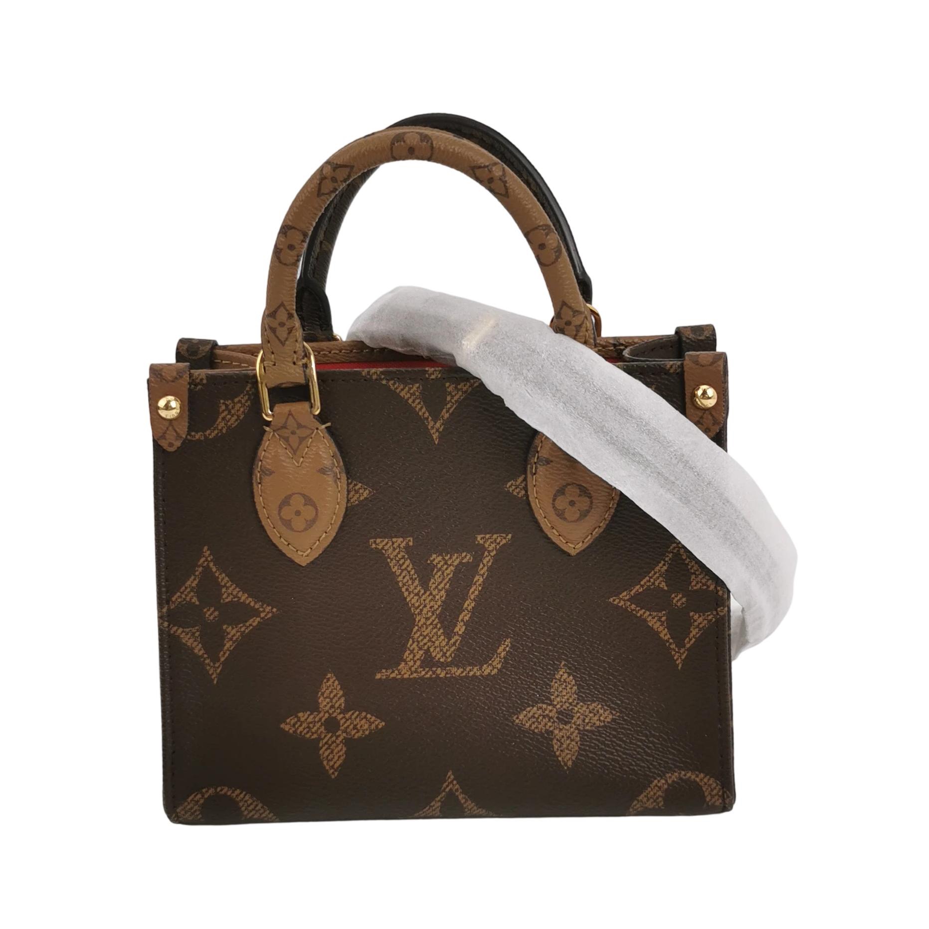 Louis Vuitton(LV) OnTheGo Tote Reverse Monogram Giant BB — photo 1 of 13