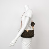 Louis Vuitton(Lv) Multi Pochette Accessoires Monogram Canvas — thumbnail 2