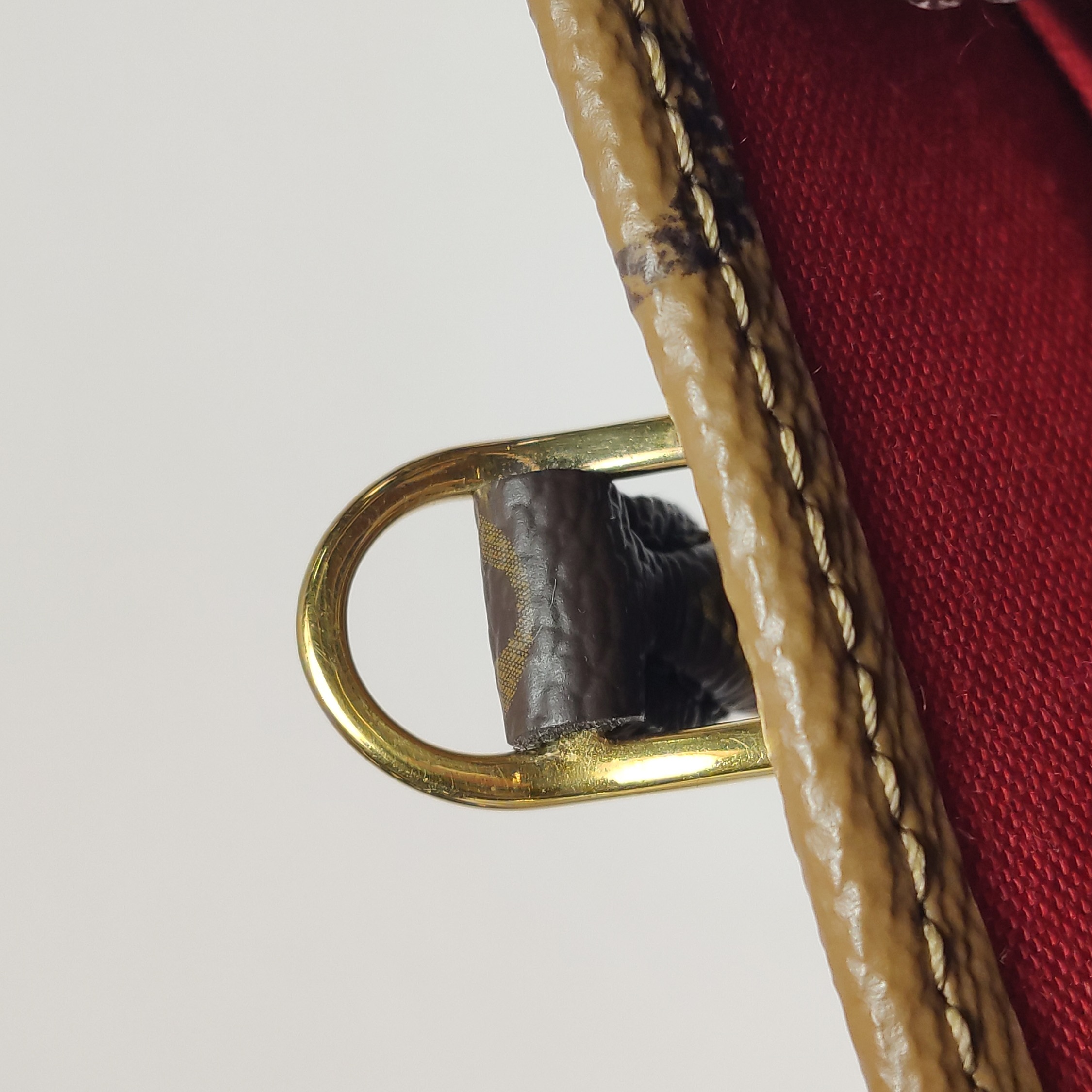 Louis Vuitton(LV) OnTheGo Tote Reverse Monogram Giant BB — photo 9 of 13