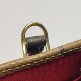 Louis Vuitton(LV) OnTheGo Tote Reverse Monogram Giant BB — thumbnail 9