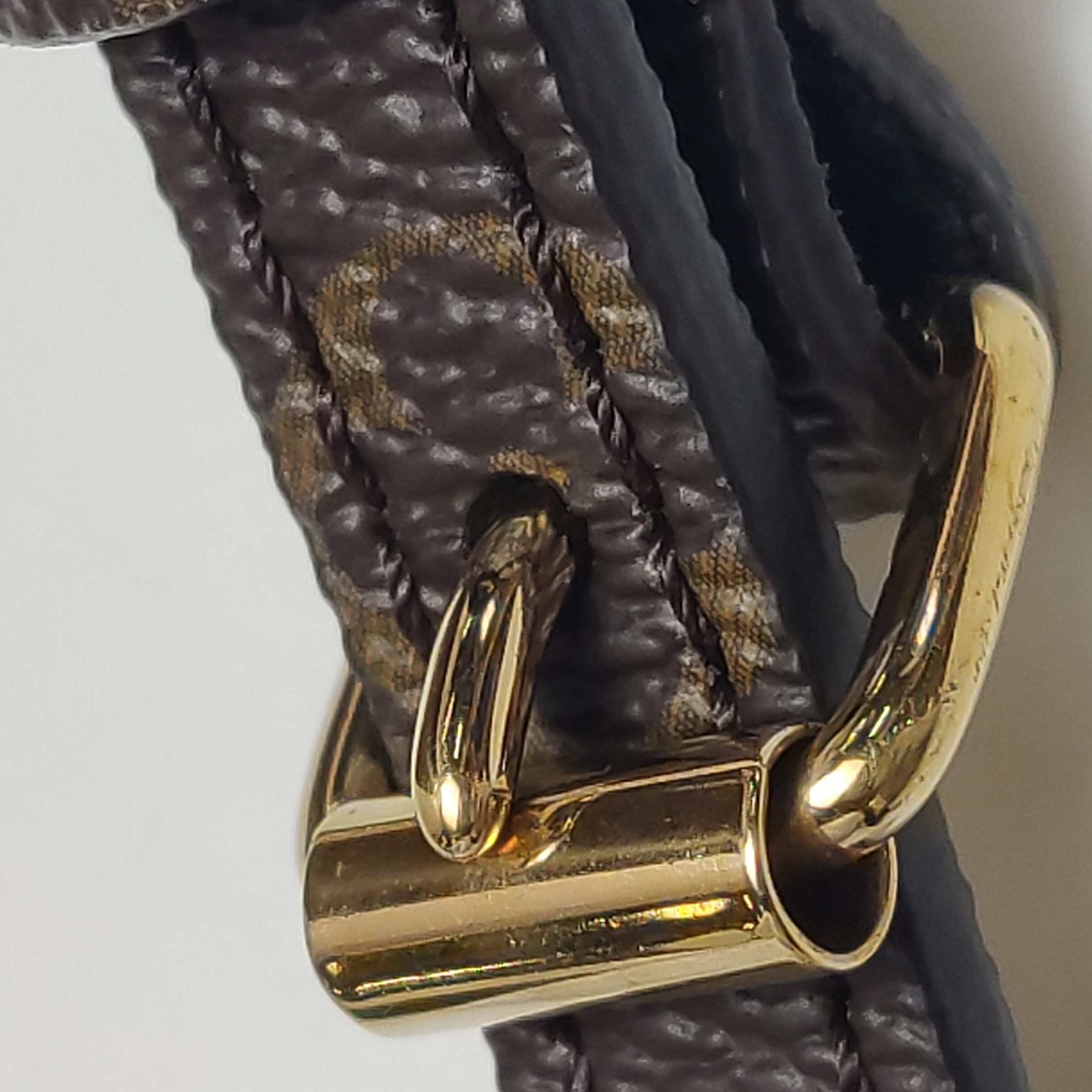 Louis Vuitton(LV) OnTheGo Tote Reverse Monogram Giant BB — photo 11 of 13