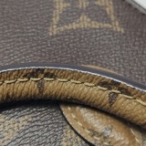 Louis Vuitton(LV) OnTheGo Tote Reverse Monogram Giant BB — thumbnail 12