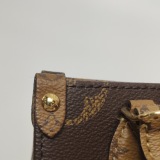 Louis Vuitton(LV) OnTheGo Tote Reverse Monogram Giant BB — thumbnail 10