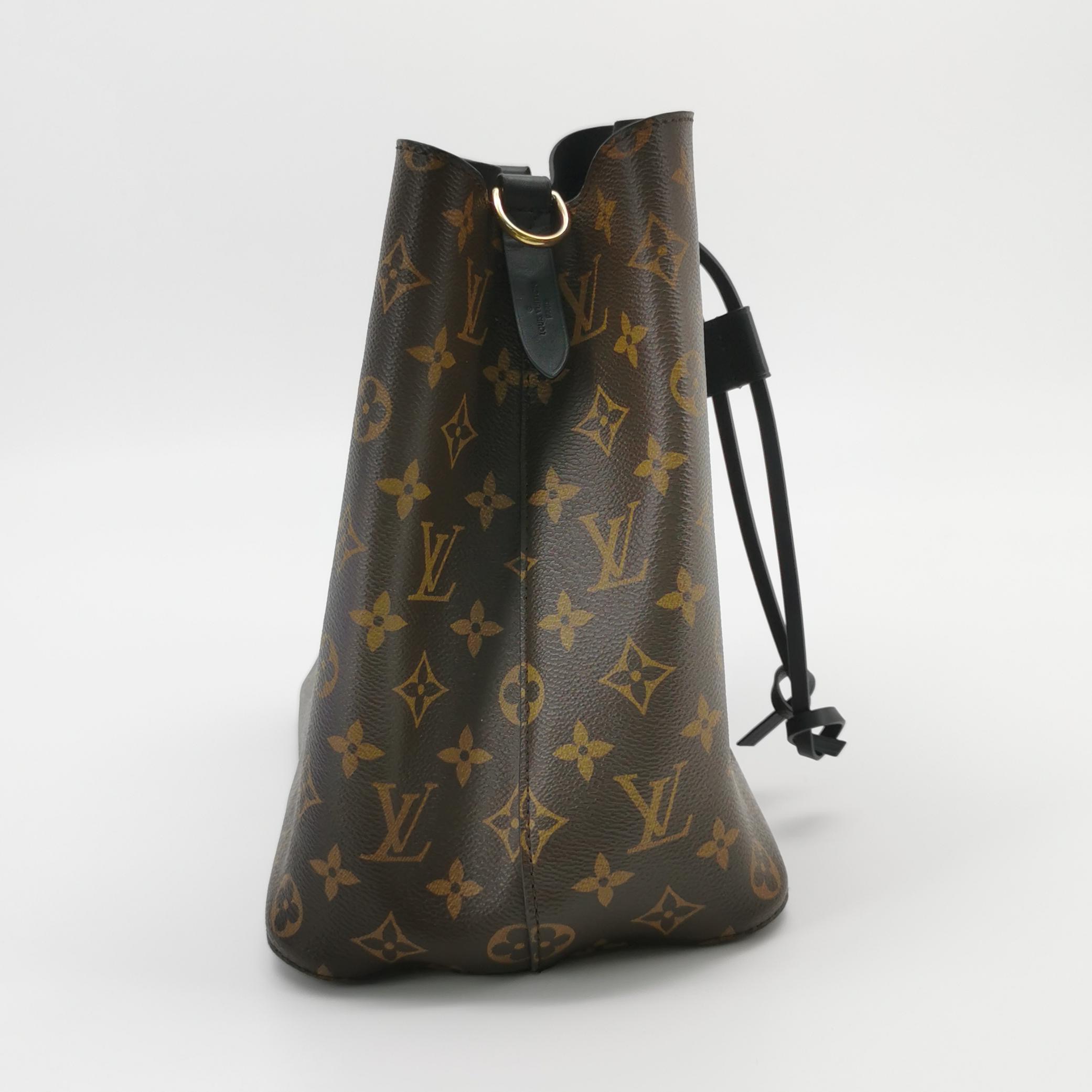 Louis Vuitton(LV) NeoNoe Handbag Monogram Canvas with Leather MM — photo 4 of 22