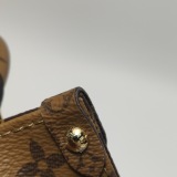 Louis Vuitton(LV) OnTheGo Tote Reverse Monogram Giant BB — thumbnail 12