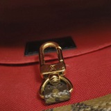 Louis Vuitton(LV) OnTheGo Tote Reverse Monogram Giant BB — thumbnail 9