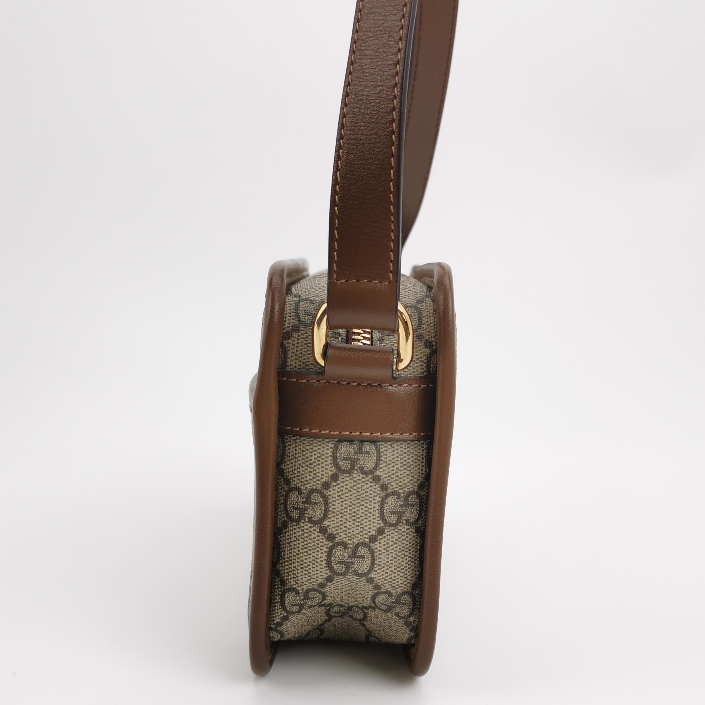 Gucci Interlocking G Patch Camera Bag GG Coated Canvas Mini — photo 4 of 18