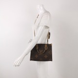 Louis Vuitton(LV) OnTheGo Tote Reverse Monogram Giant PM — thumbnail 2