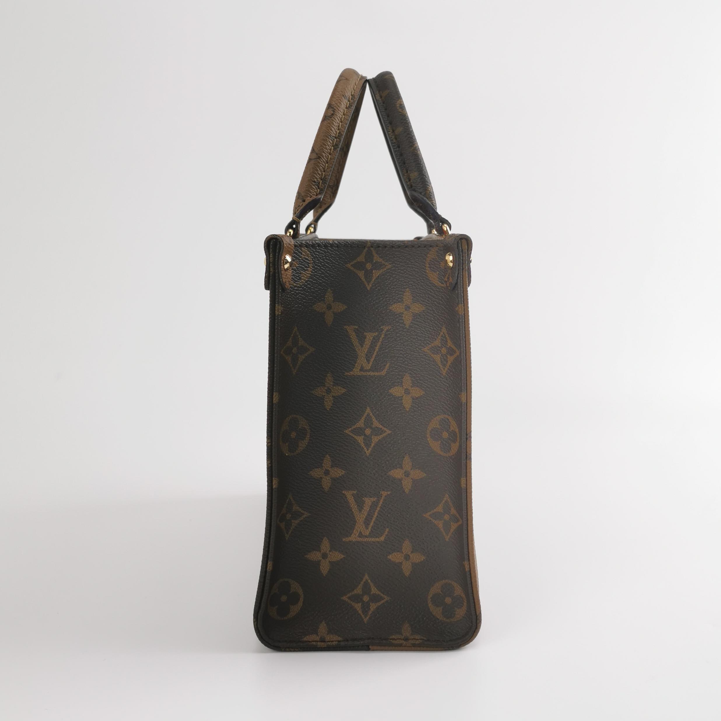 Louis Vuitton(LV) OnTheGo Tote Reverse Monogram Giant PM — photo 4 of 15