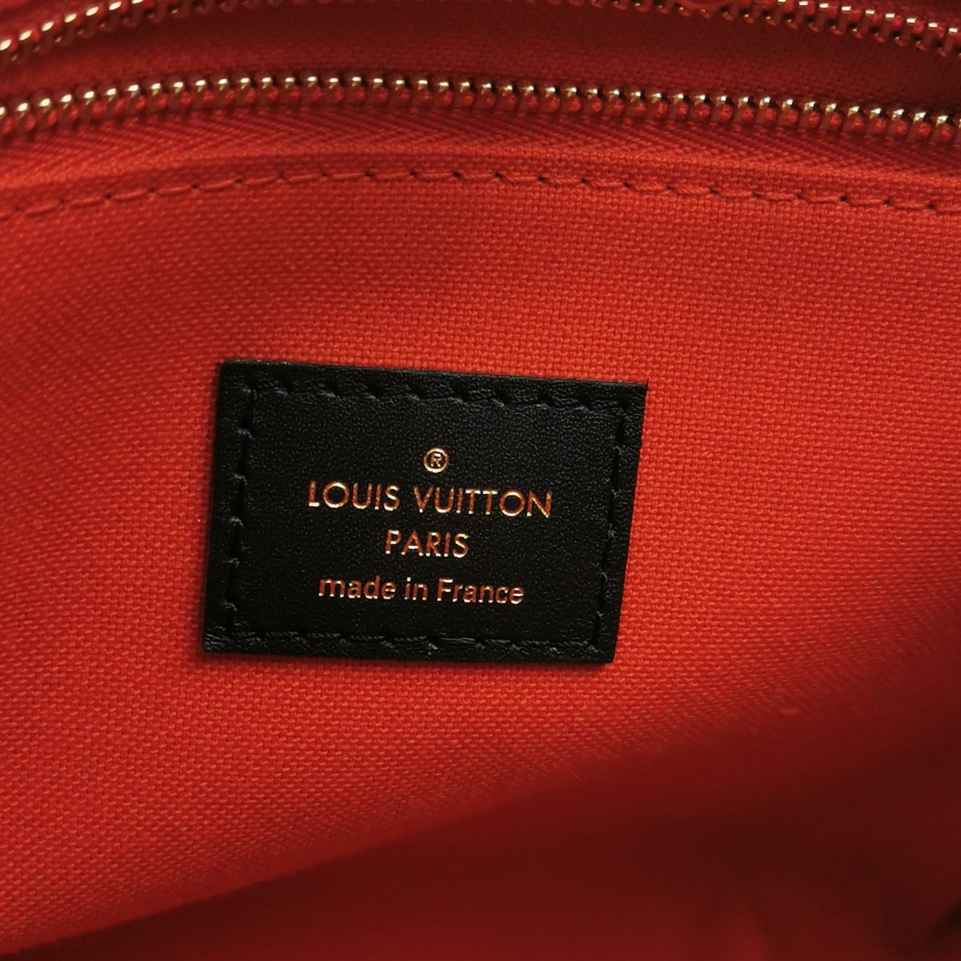 Louis Vuitton(LV) OnTheGo Tote Reverse Monogram Giant PM — photo 8 of 15