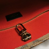 Louis Vuitton(LV) OnTheGo Tote Reverse Monogram Giant PM — thumbnail 9