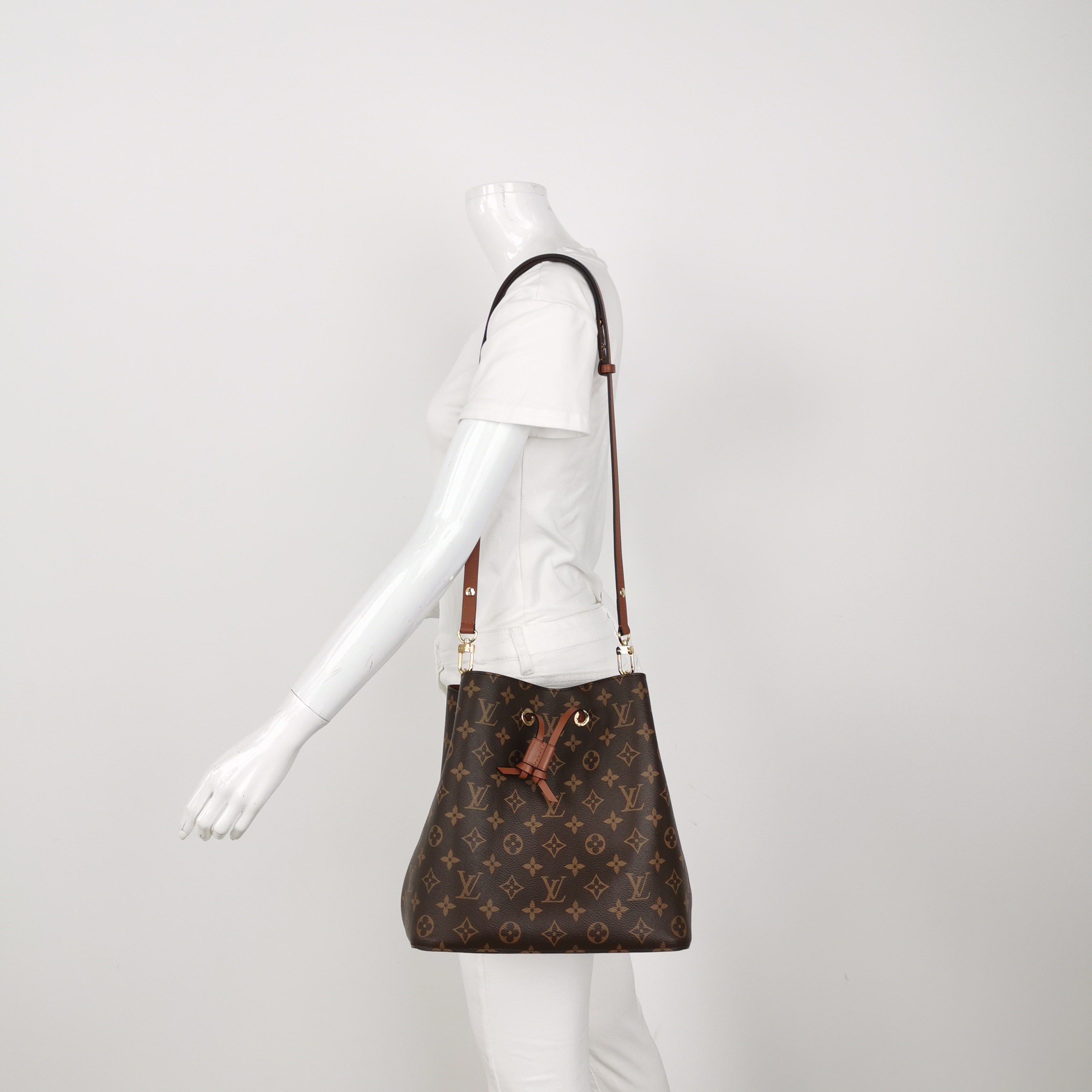 Louis Vuitton(LV) NeoNoe Handbag Monogram Canvas with Leather MM — alternate view
