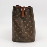 Louis Vuitton(LV) NeoNoe Handbag Monogram Canvas with Leather MM — thumbnail 4