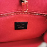 Louis Vuitton(LV) OnTheGo Tote Reverse Monogram Giant PM — thumbnail 8