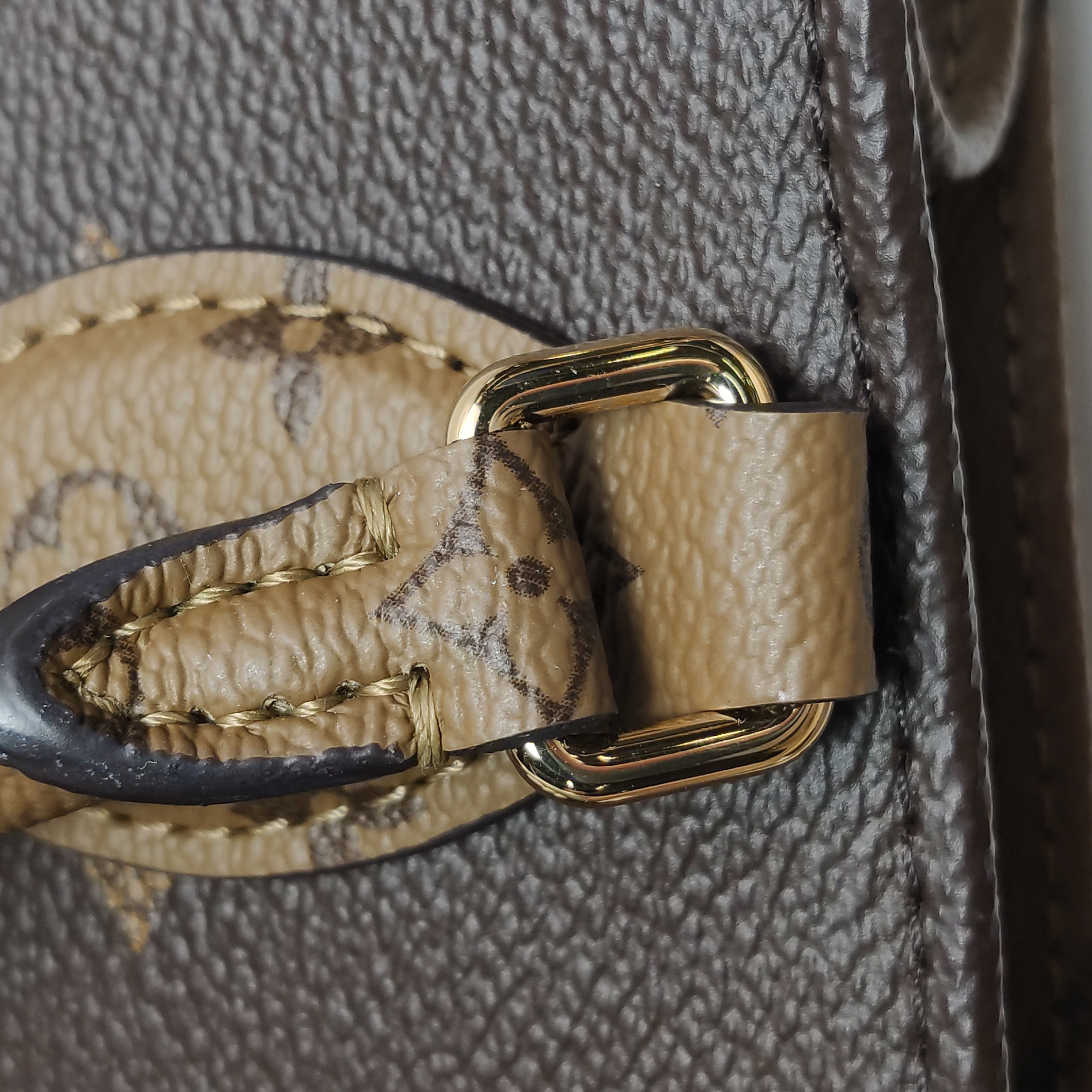 Louis Vuitton(LV) OnTheGo Tote Reverse Monogram Giant PM — photo 11 of 15