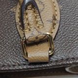 Louis Vuitton(LV) OnTheGo Tote Reverse Monogram Giant PM — thumbnail 11