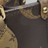 Louis Vuitton(LV) OnTheGo Tote Reverse Monogram Giant PM — thumbnail 13