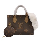 Louis Vuitton(LV) OnTheGo Tote Reverse Monogram Giant PM — thumbnail 1