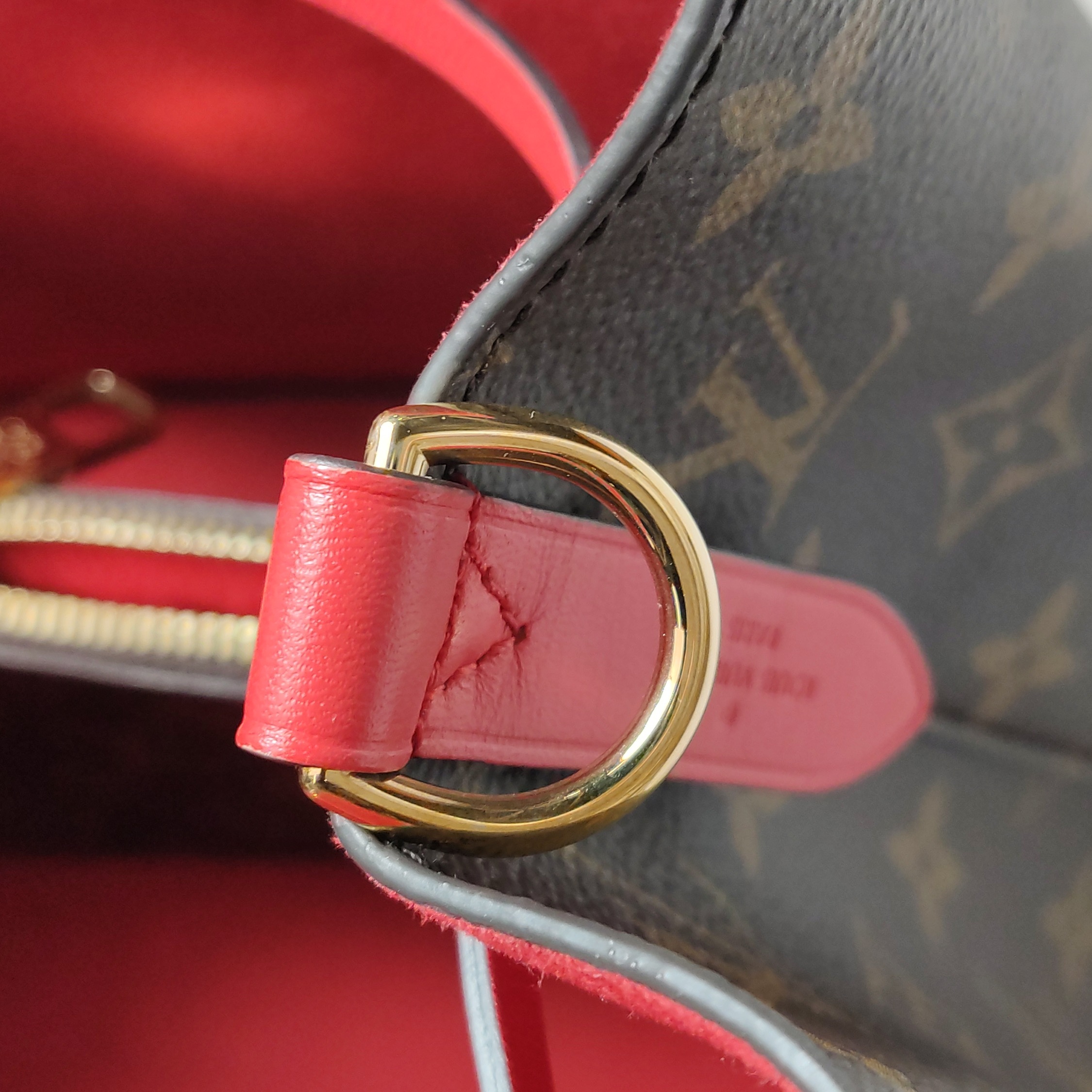 Louis Vuitton(LV) NeoNoe Handbag Monogram Canvas with Leather MM — photo 11 of 19