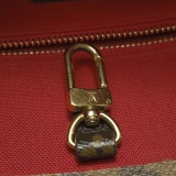 Louis Vuitton(LV) OnTheGo Tote Reverse Monogram Giant PM — thumbnail 9