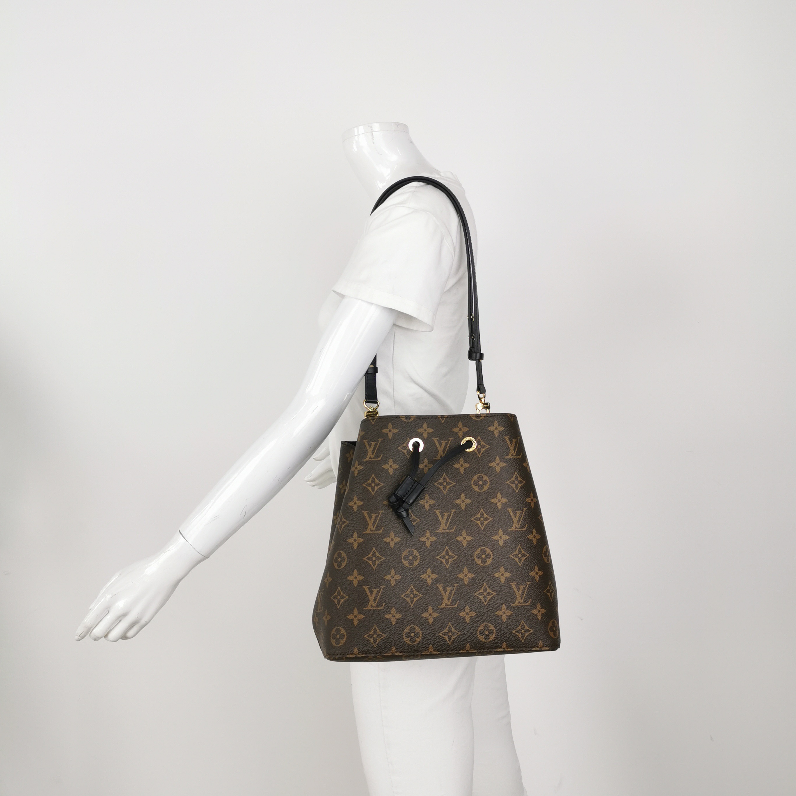 Louis Vuitton(LV) NeoNoe Handbag Monogram Canvas with Leather MM — alternate view