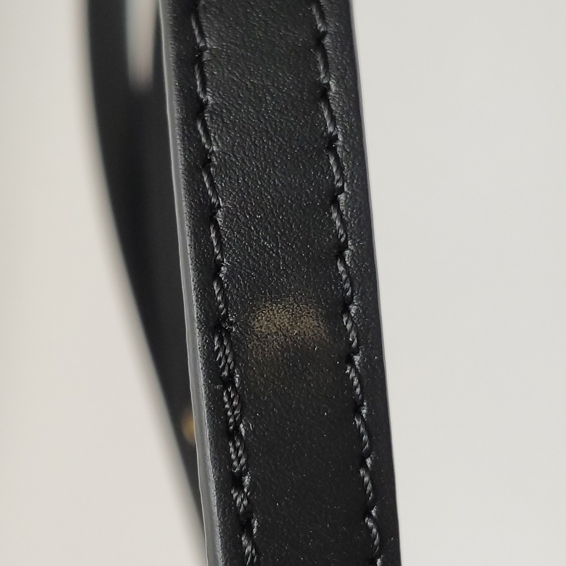 Louis Vuitton(LV) NeoNoe Handbag Monogram Canvas with Leather MM — photo 13 of 13