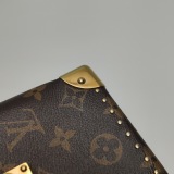 Louis Vuitton(Lv) Camera Box NM Handbag Studded Reverse Monogram Canvas — thumbnail 18